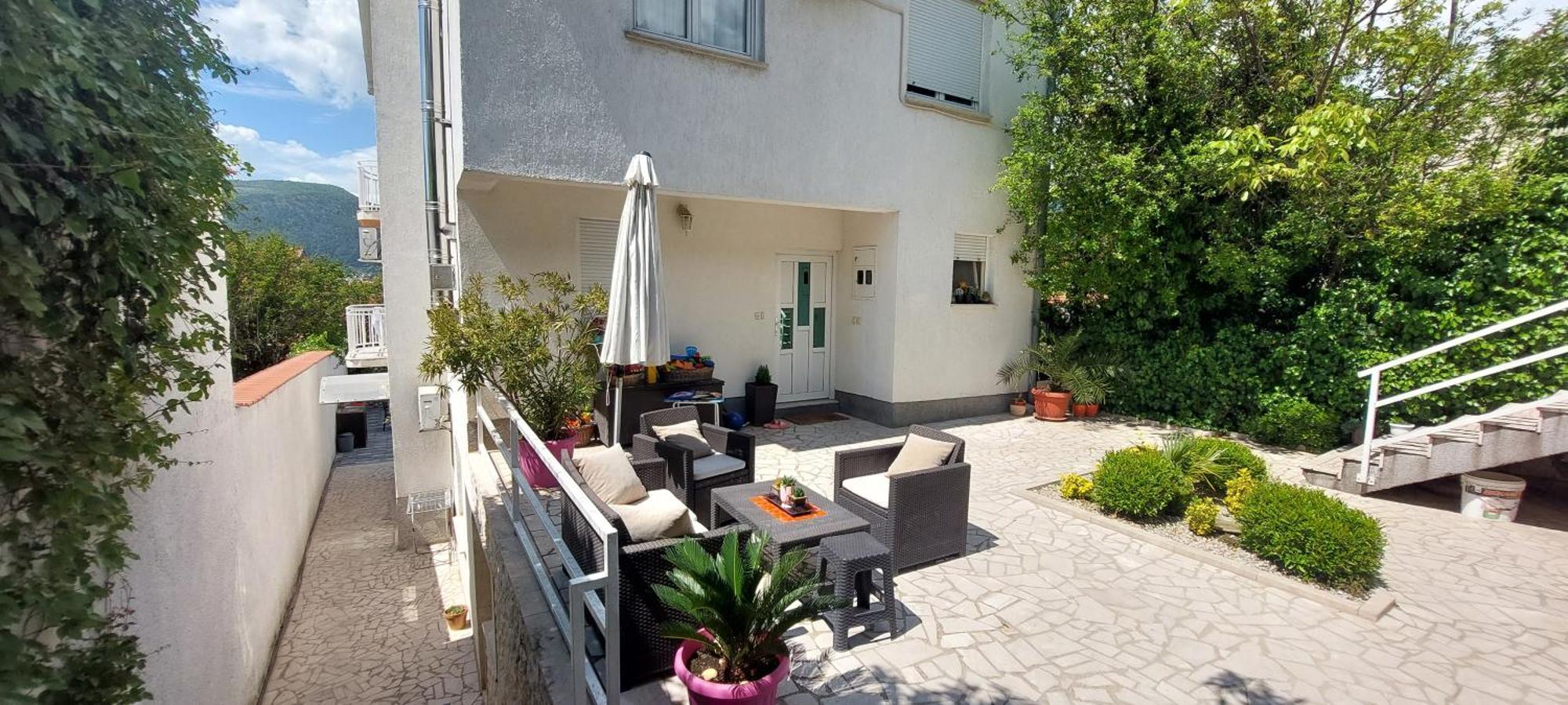 מוסטר Skyline Apartments חדר תמונה